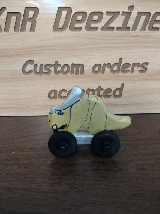 Small Triceratops CAR